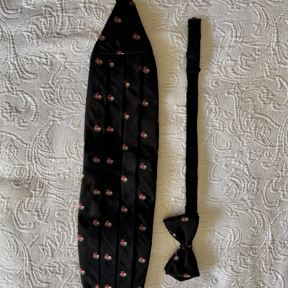 cummberbund and bow tie silk set  Santa tuxedo set
